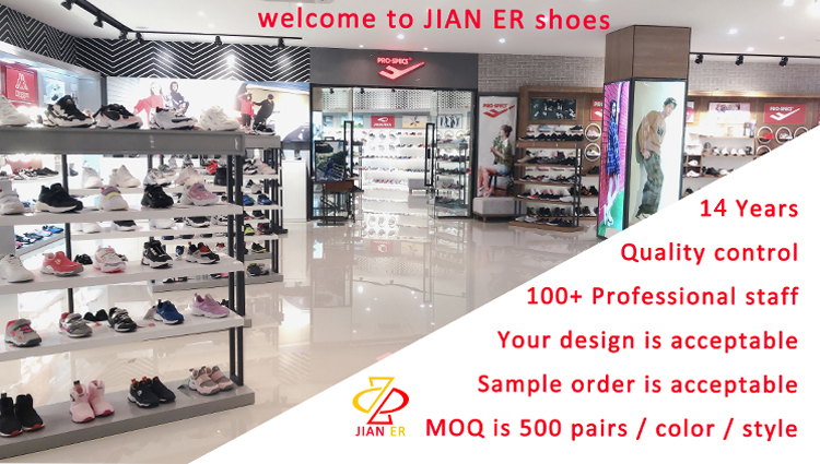 China New Fashion Style Hot Sales Men Women Sneakers Knitted Fabric Lightweight Casual Shoes Men