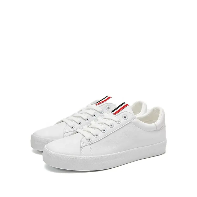 China New Fashion Trend Unisex Casual Walking Sneaker Fashion Skate Shoes for Girls